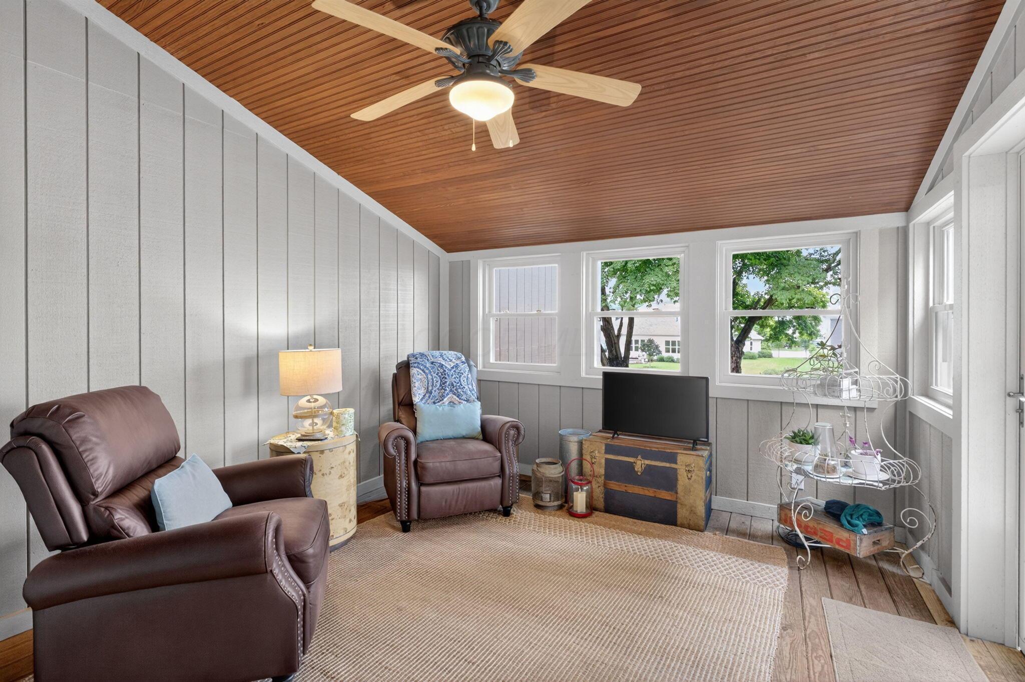 2717 Darling Road