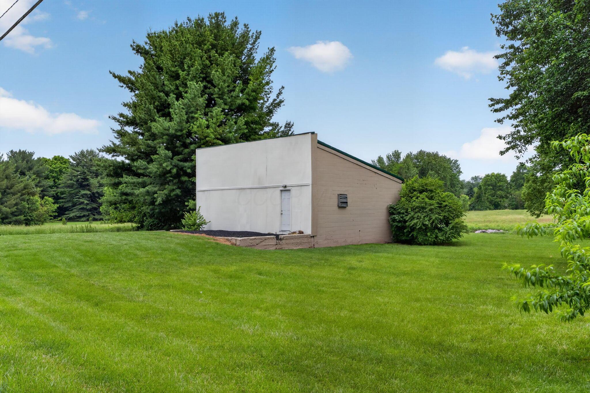 2717 Darling Road