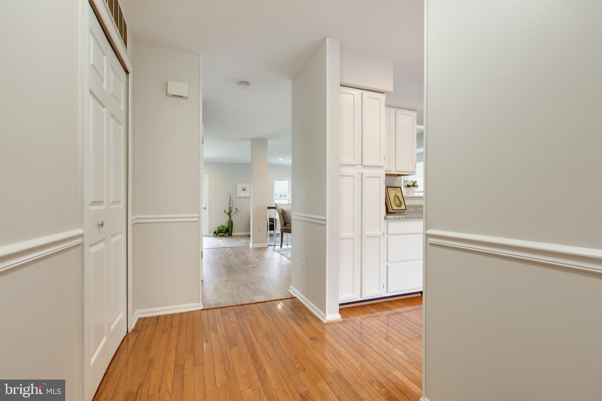 551 GREENCREST LANE 11