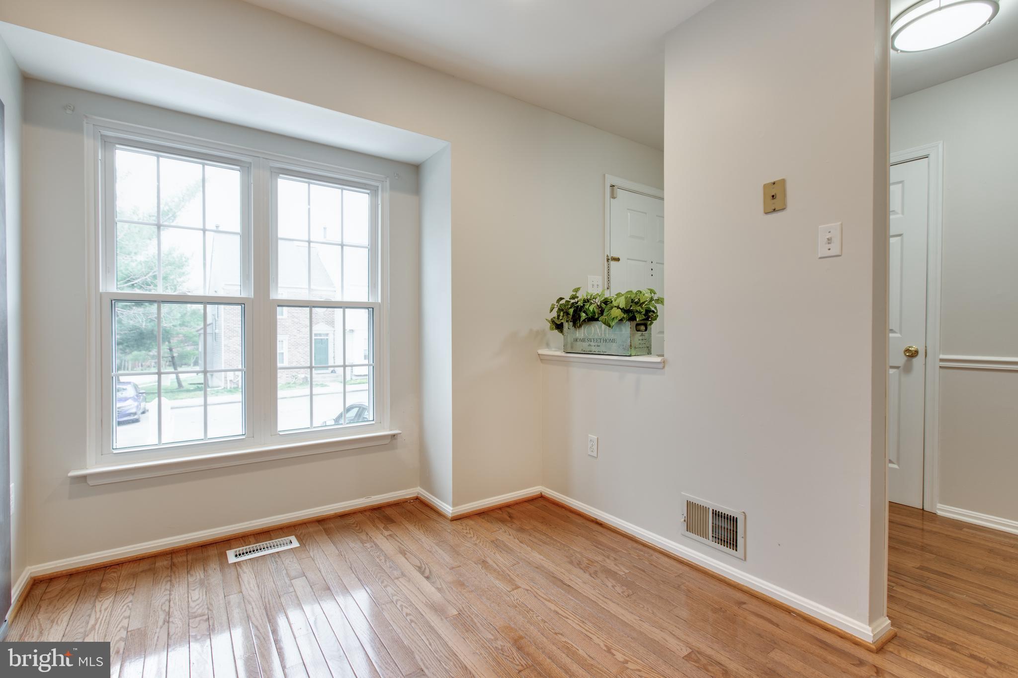 551 GREENCREST LANE 11