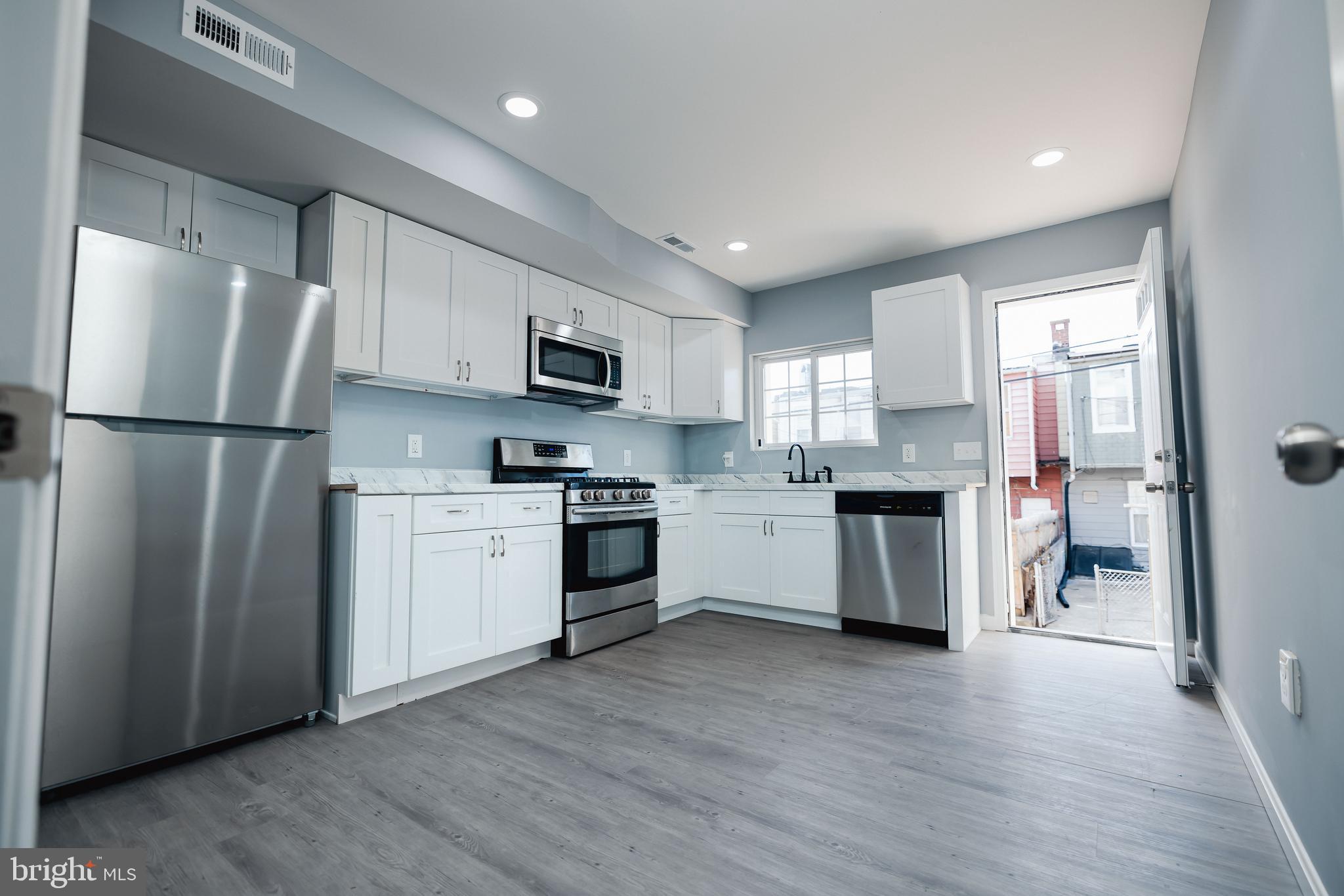 1621 CLIFTVIEW AVENUE