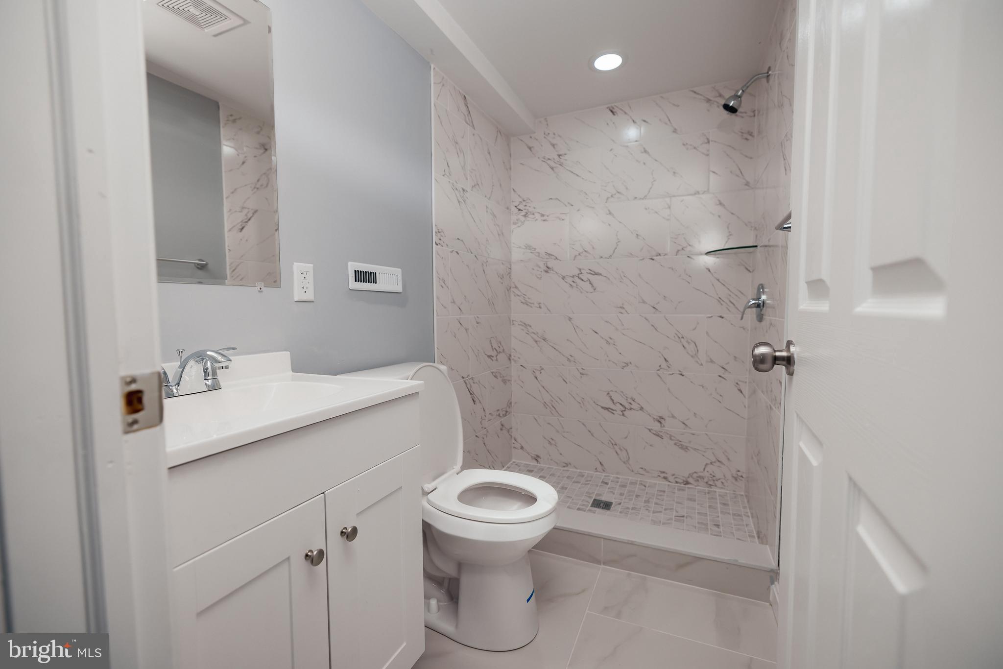 1621 CLIFTVIEW AVENUE