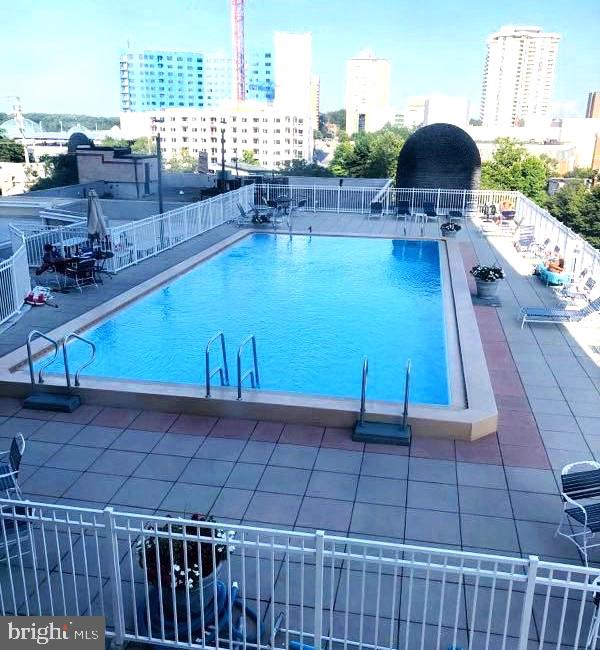 28 ALLEGHENY AVENUE 805