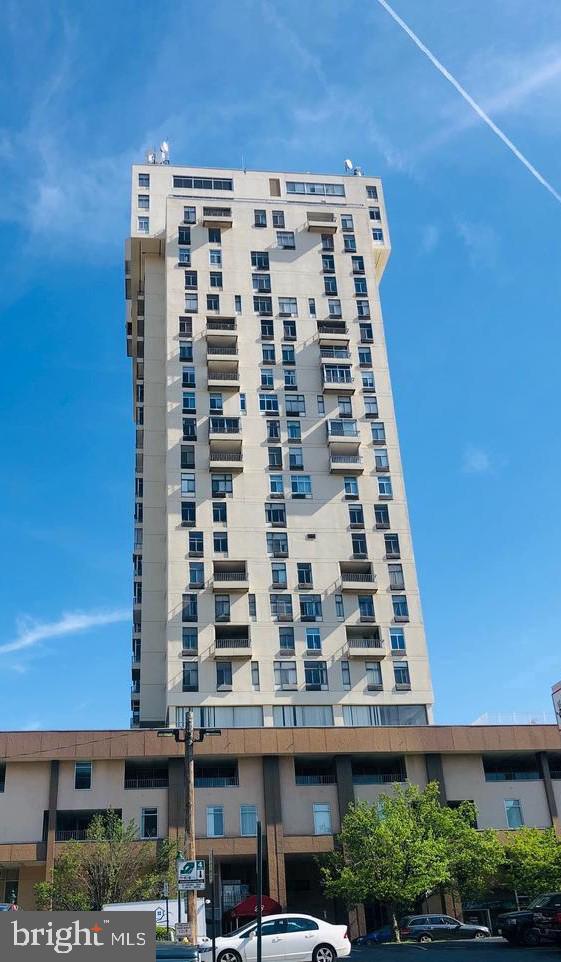 28 ALLEGHENY AVENUE 805