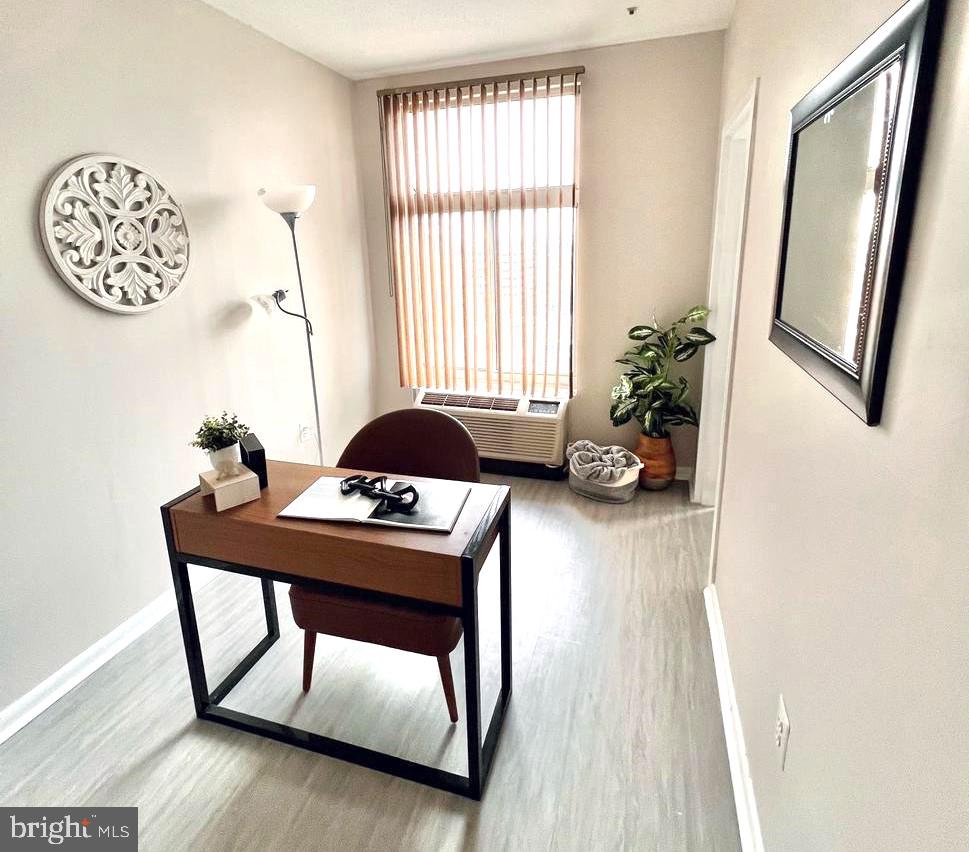 28 ALLEGHENY AVENUE 805