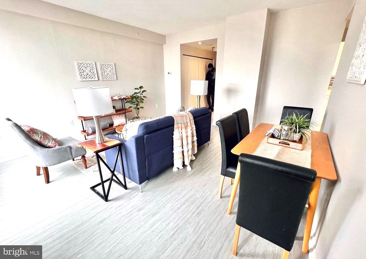 28 ALLEGHENY AVENUE 805