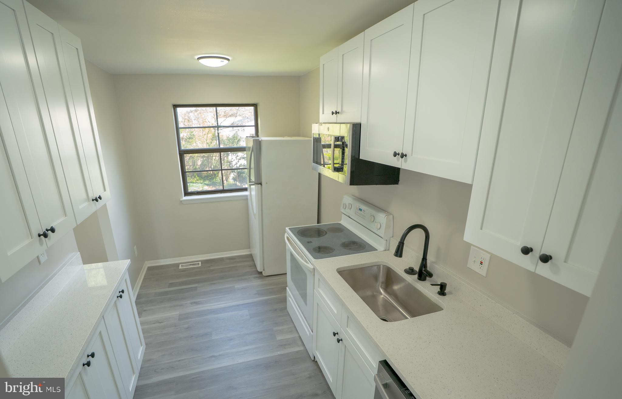 9103 SUMMER PARK DRIVE