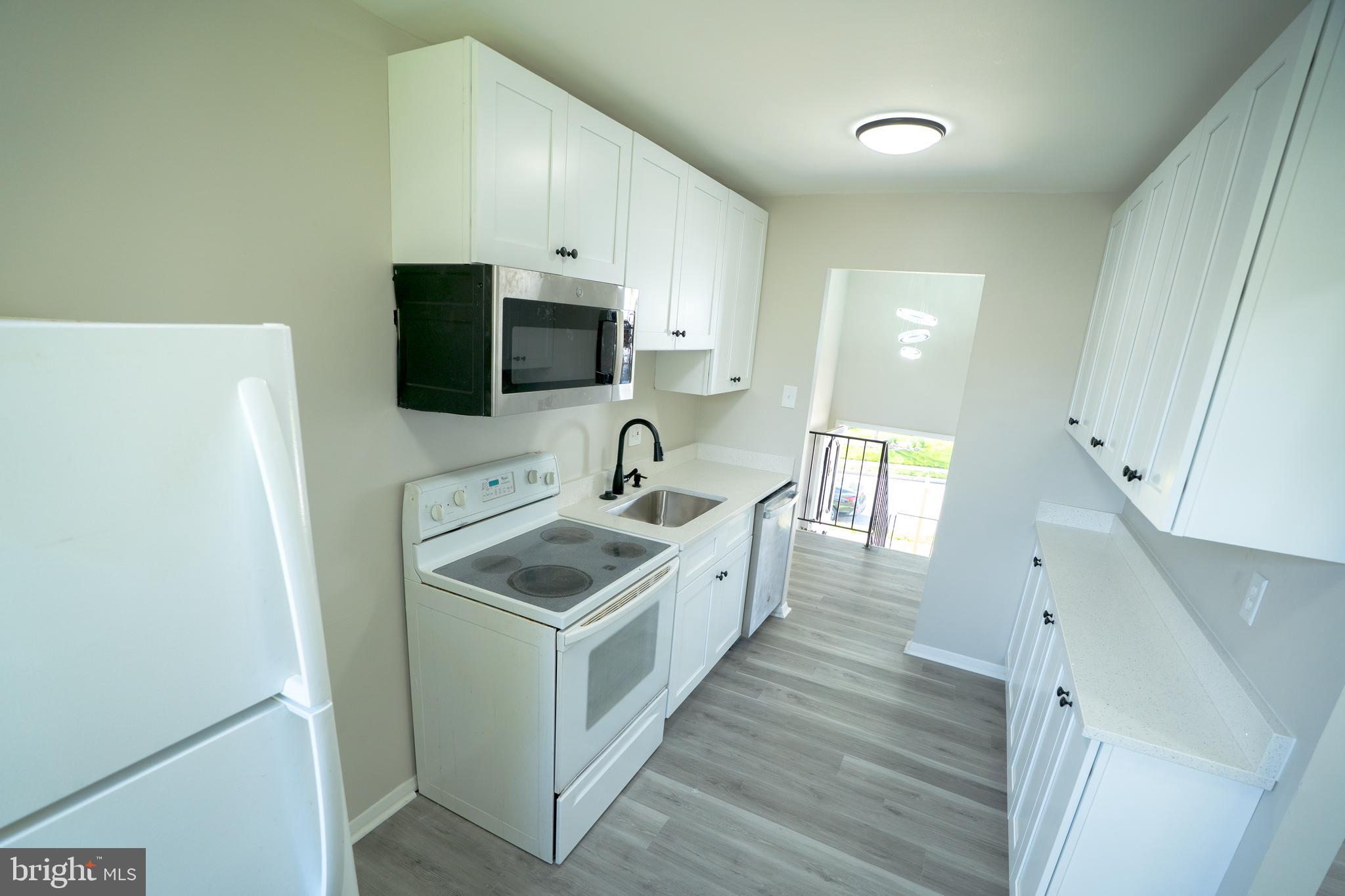 9103 SUMMER PARK DRIVE