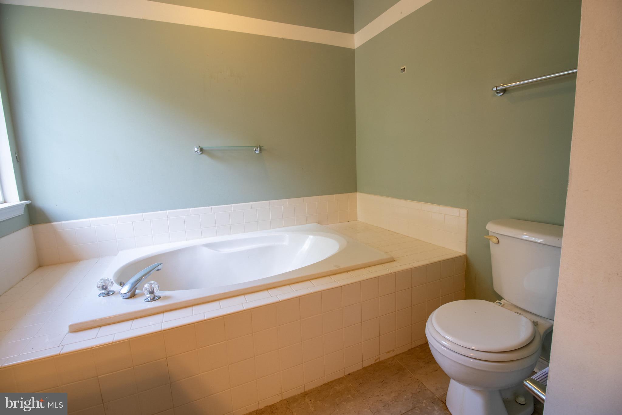 5709 NIGHT SERGEANT COURT