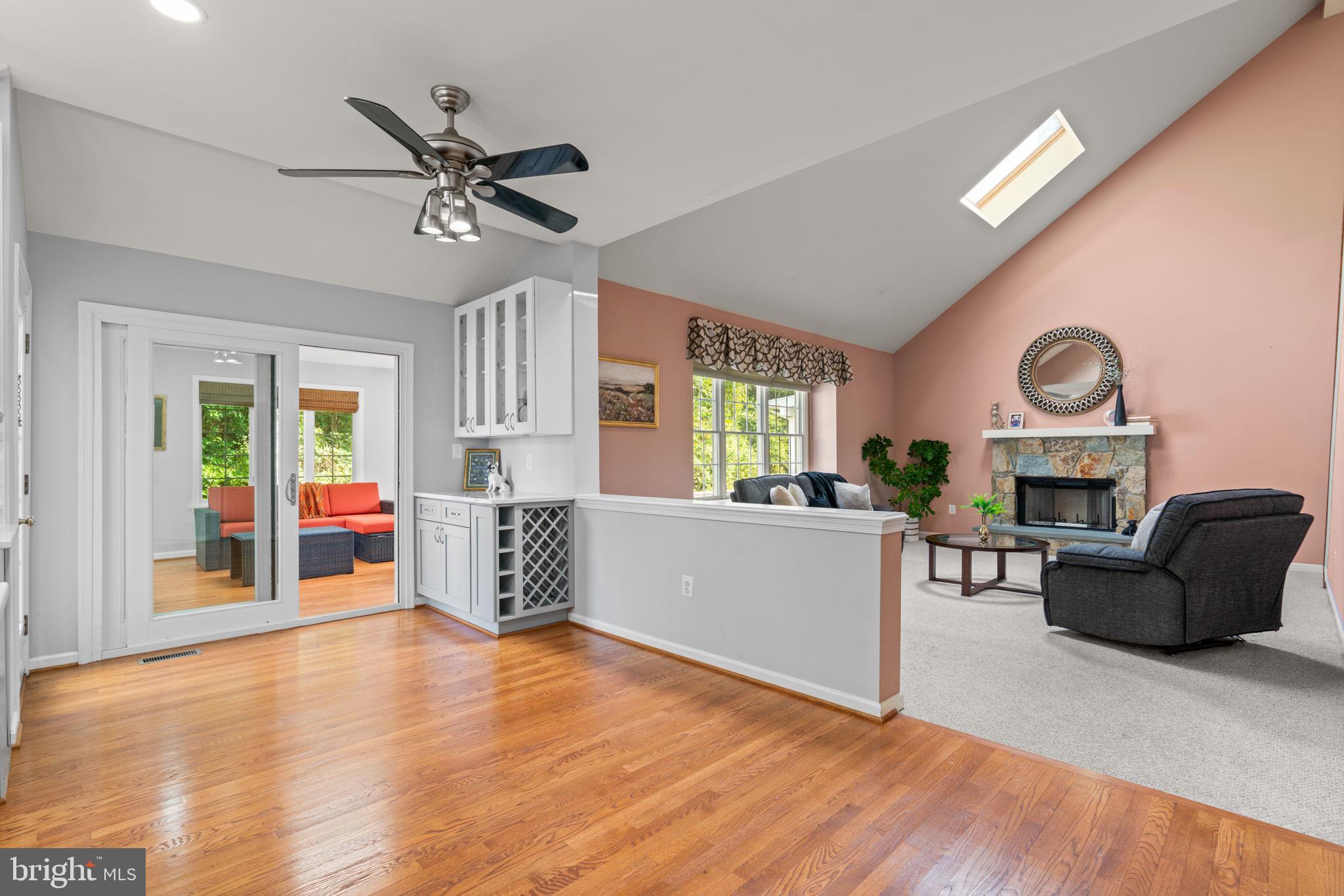 6804 CREEKWOOD COURT