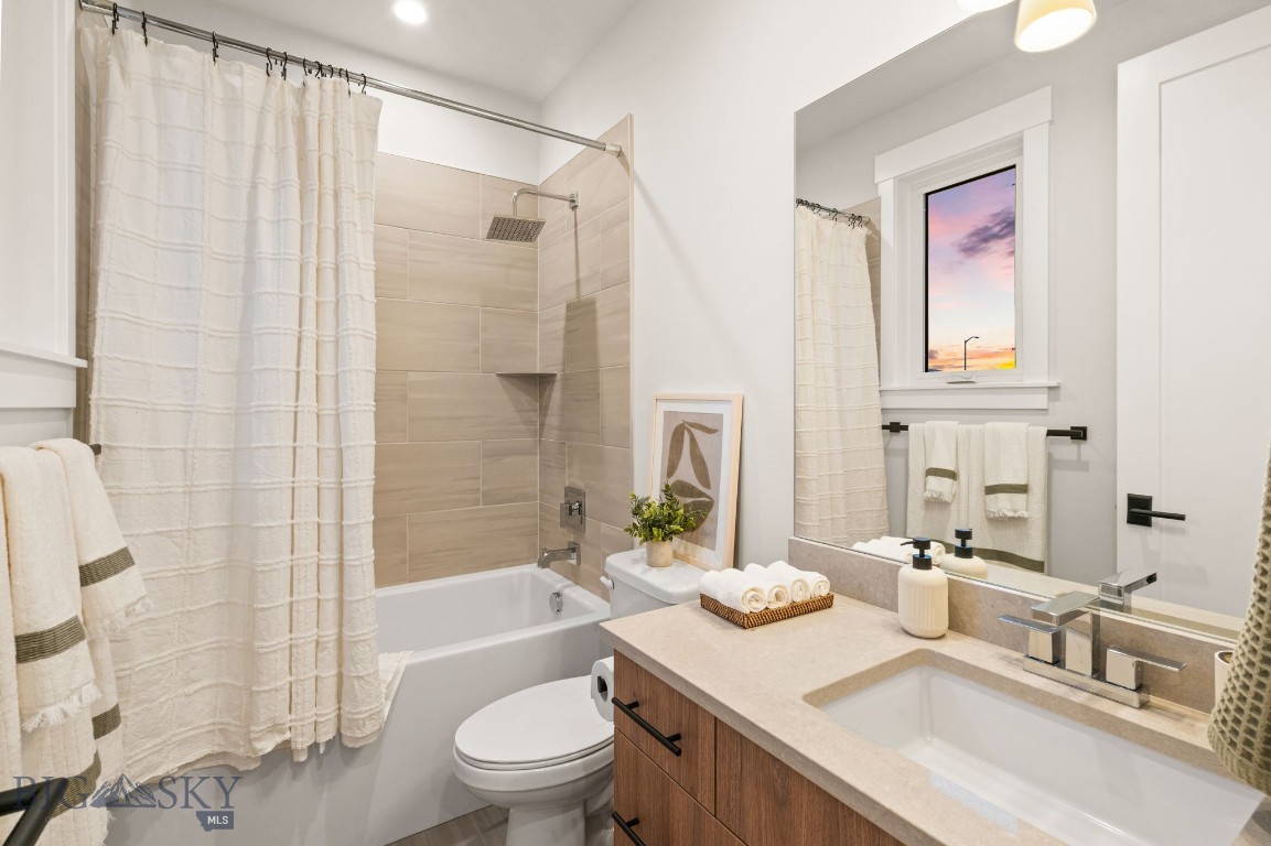 1511 Scotch Pine Lane