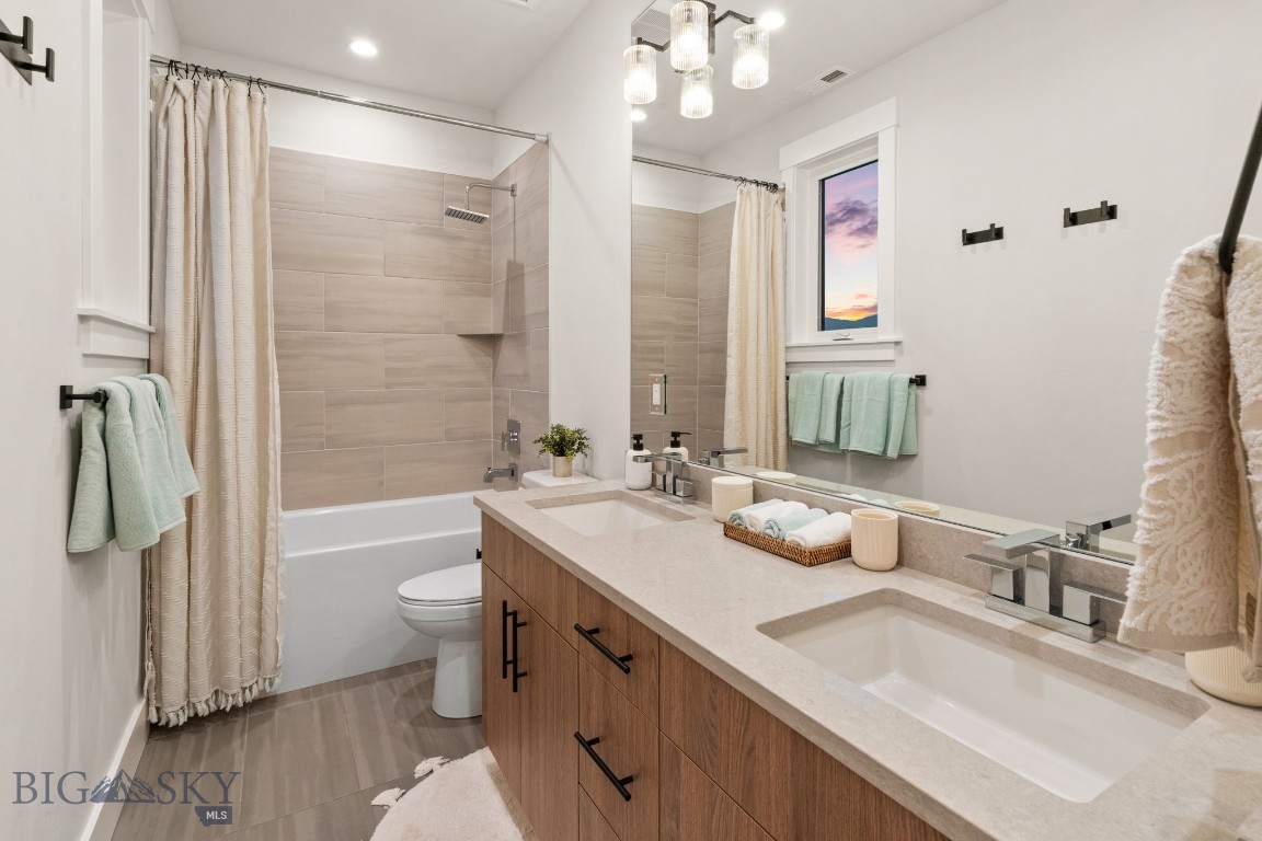 1511 Scotch Pine Lane