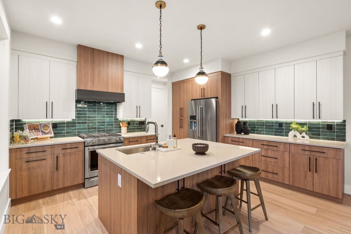 1511 Scotch Pine Lane