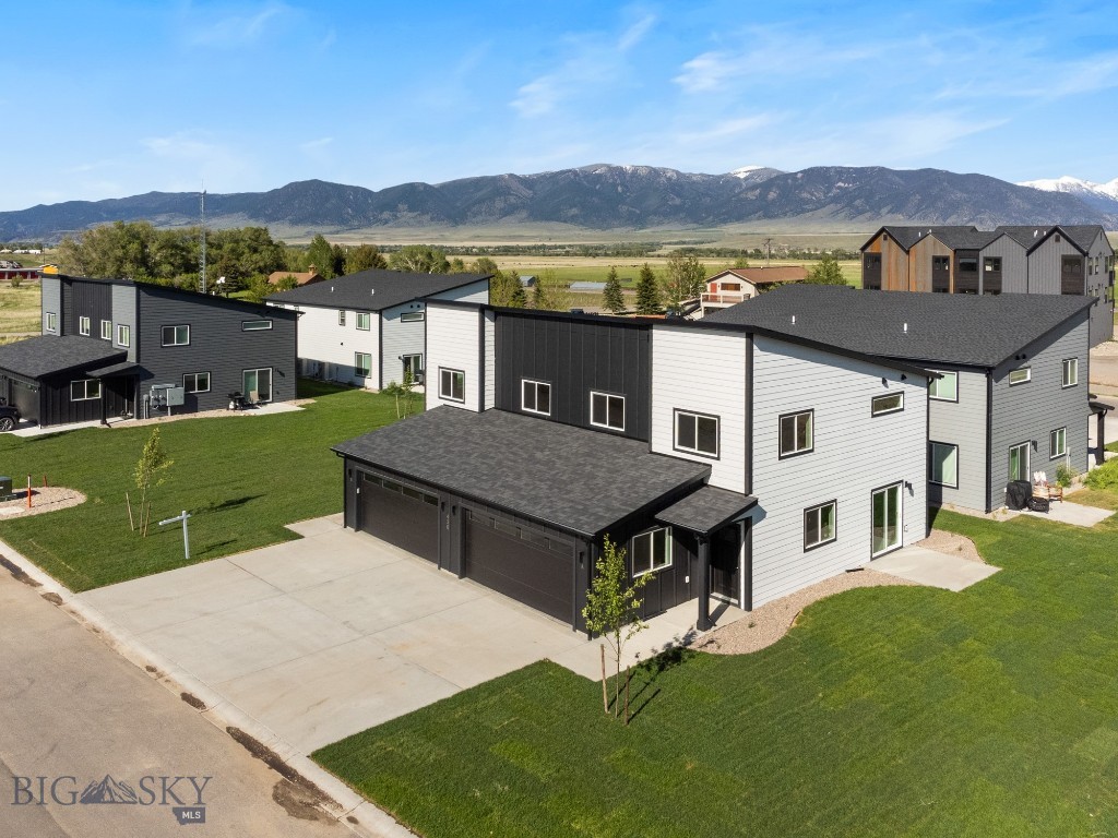436 Vujo Lane