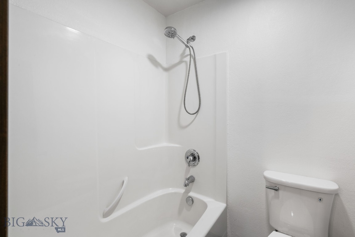 825 Forestglen Drive A
