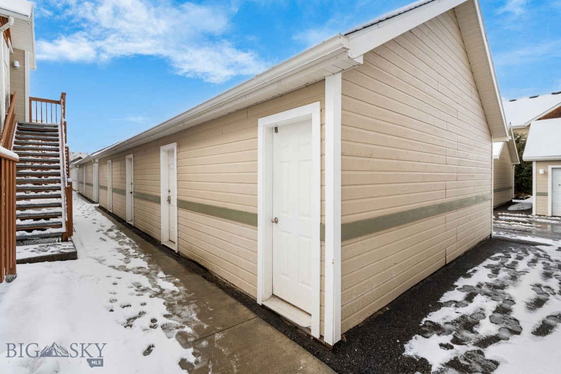 825 Forestglen Drive A