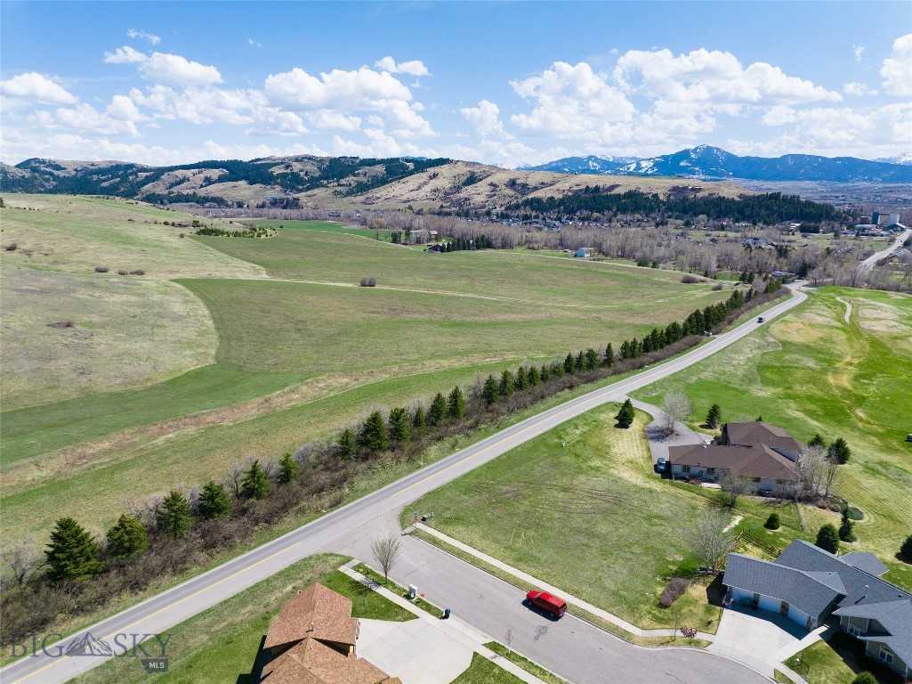1078 Caddie Court