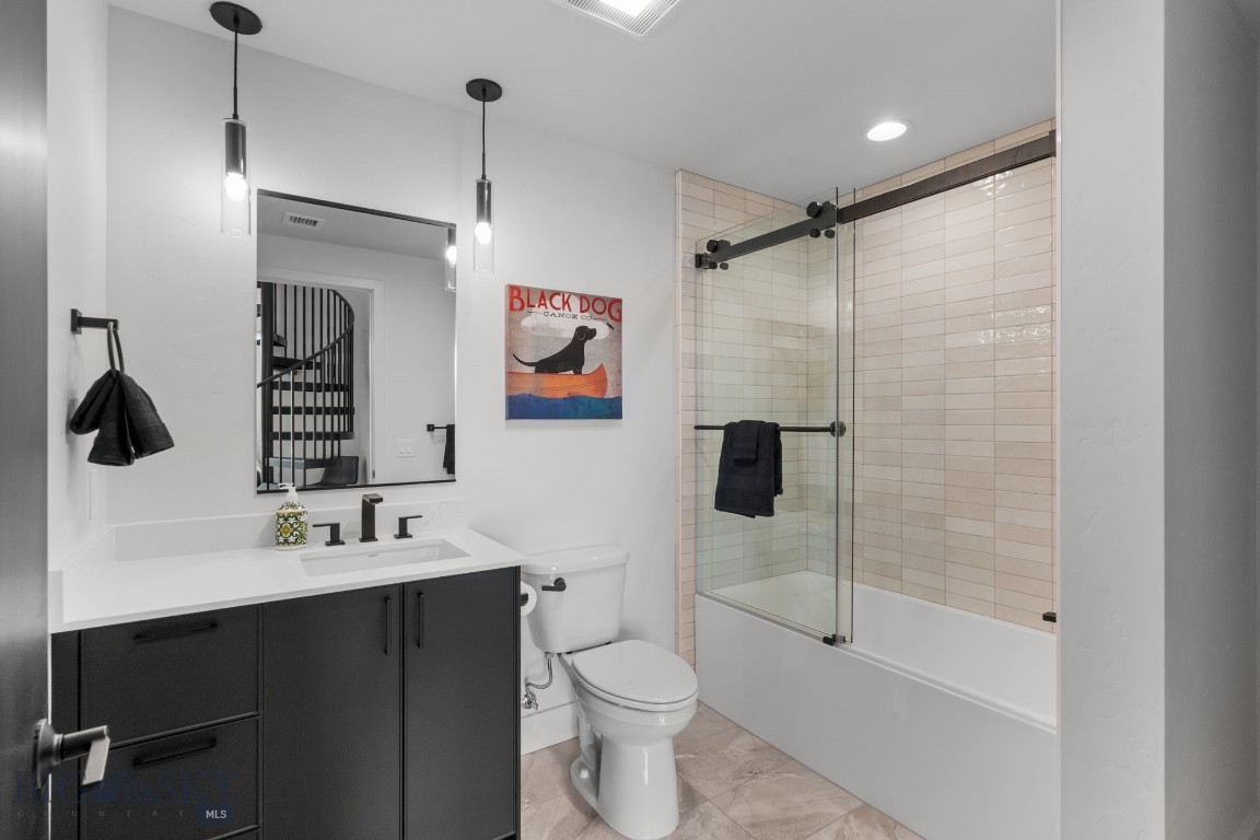 211 Town Center Avenue 3E