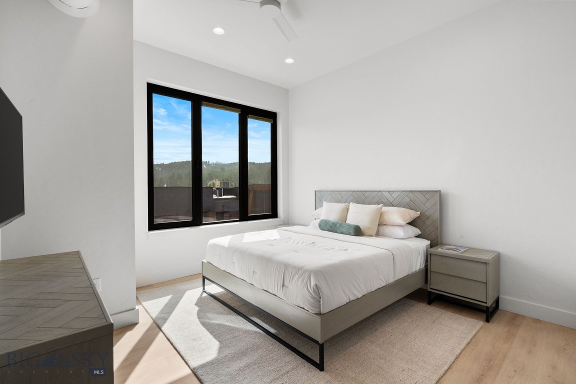 211 Town Center Avenue 3E