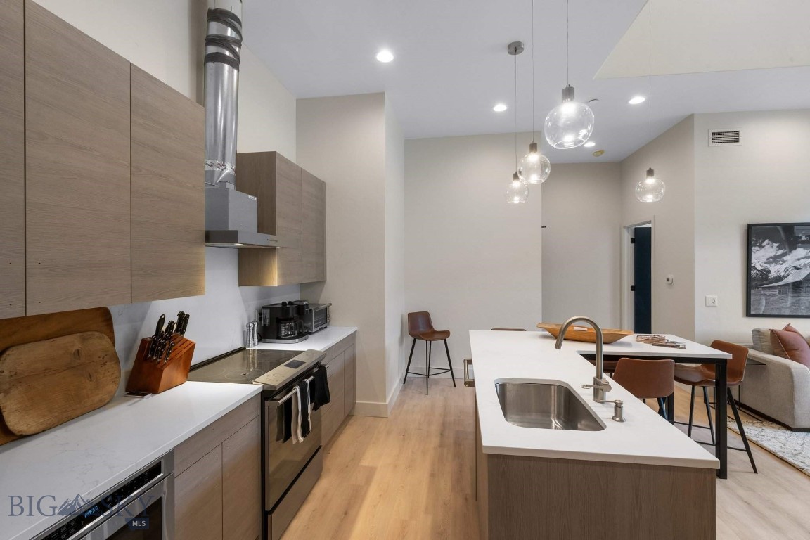 211 Town Center Avenue 3A