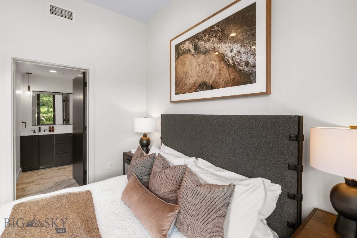 211 Town Center Avenue 3A