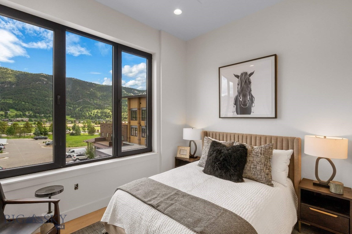 211 Town Center Avenue 3A