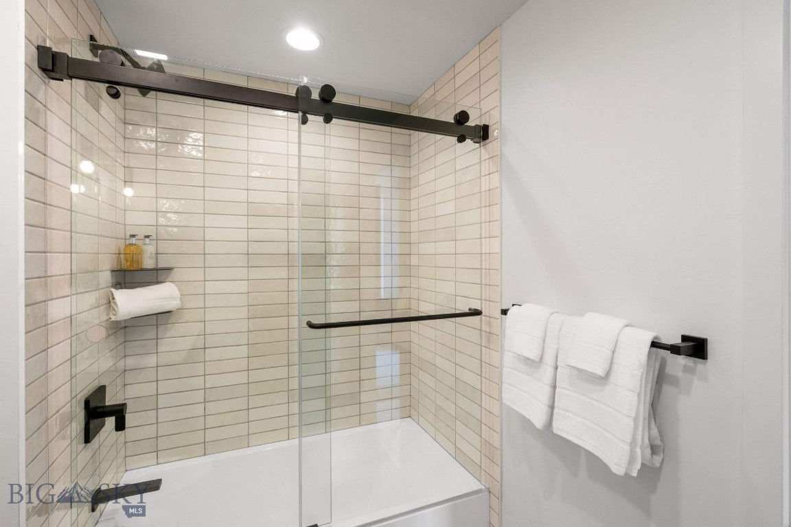 211 Town Center Avenue 3A