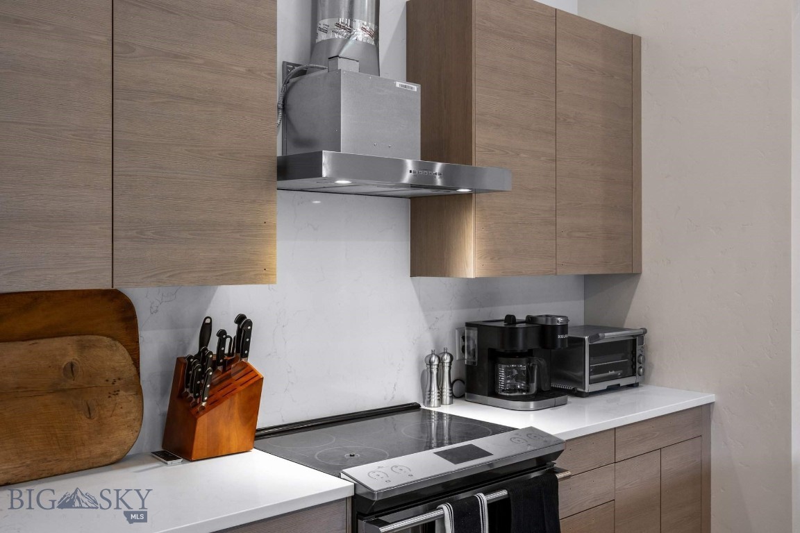 211 Town Center Avenue 3A