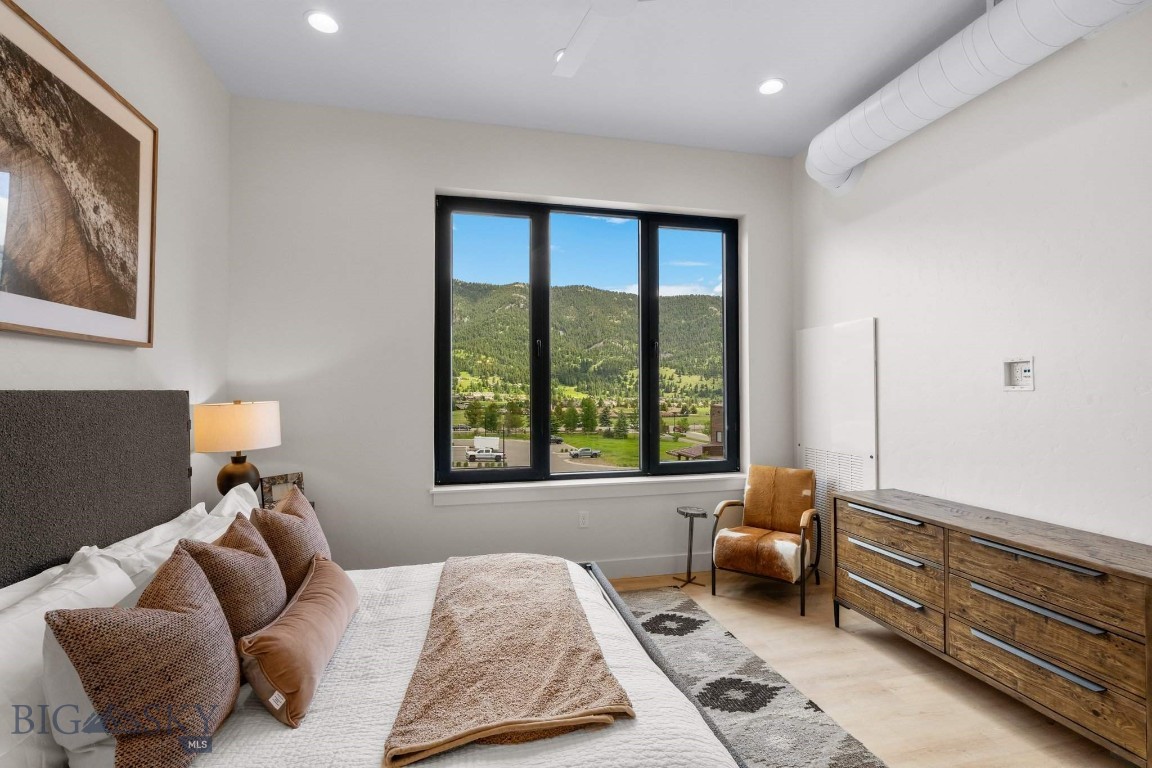 211 Town Center Avenue 3A