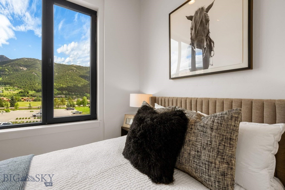 211 Town Center Avenue 3A