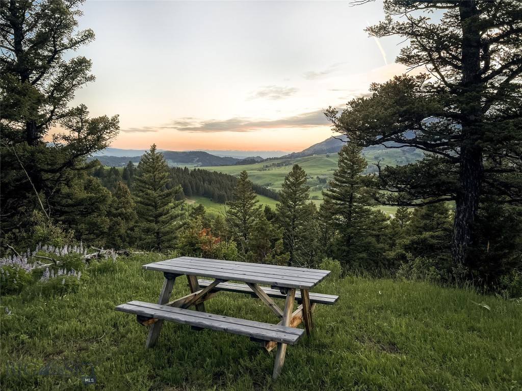 900 Cloud Nine Road