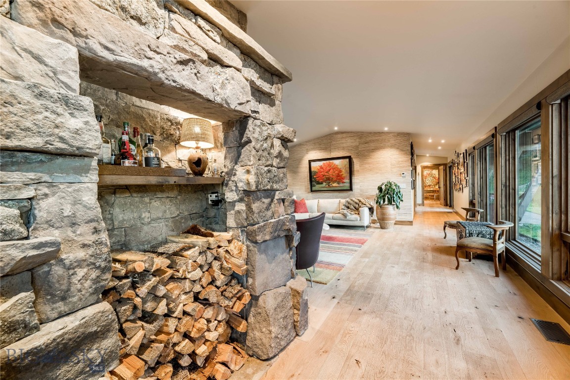900 Cloud Nine Road