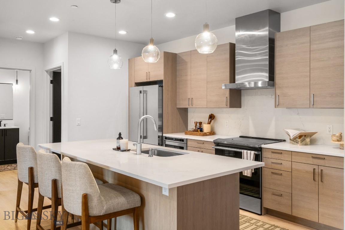 211 Town Center Avenue 2A