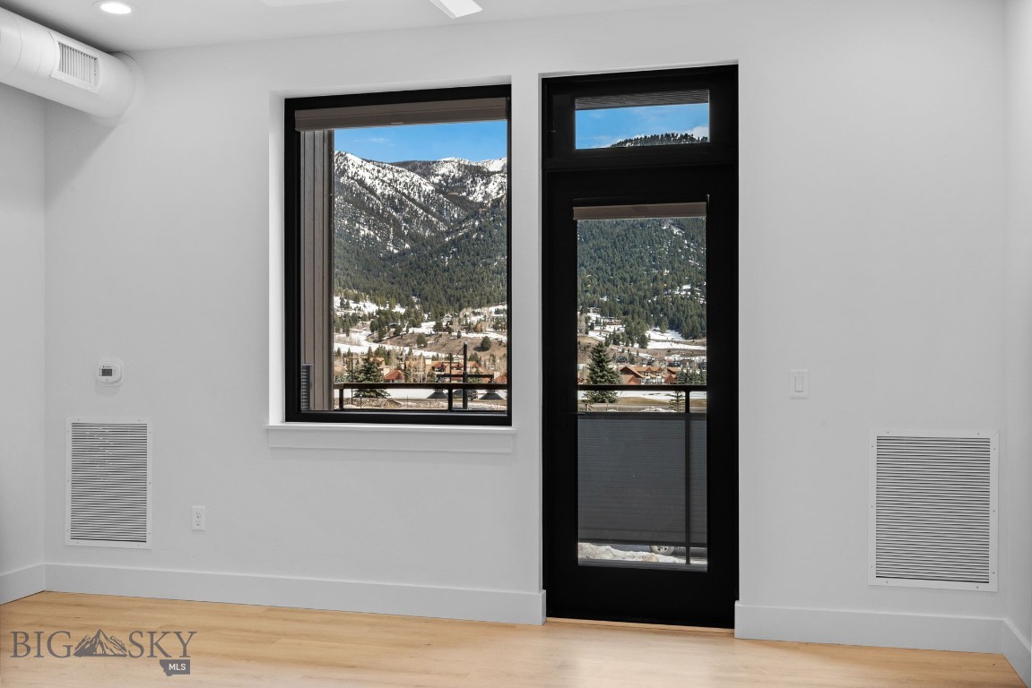 211 Town Center Avenue 2A