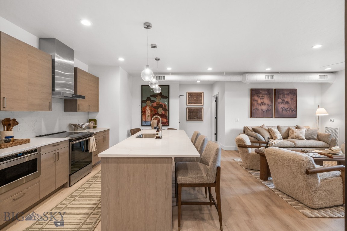 211 Town Center Avenue 2A