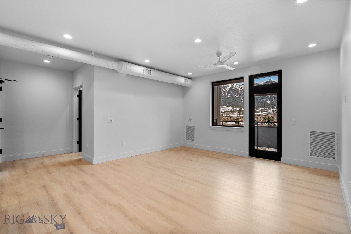 211 Town Center Avenue 2A