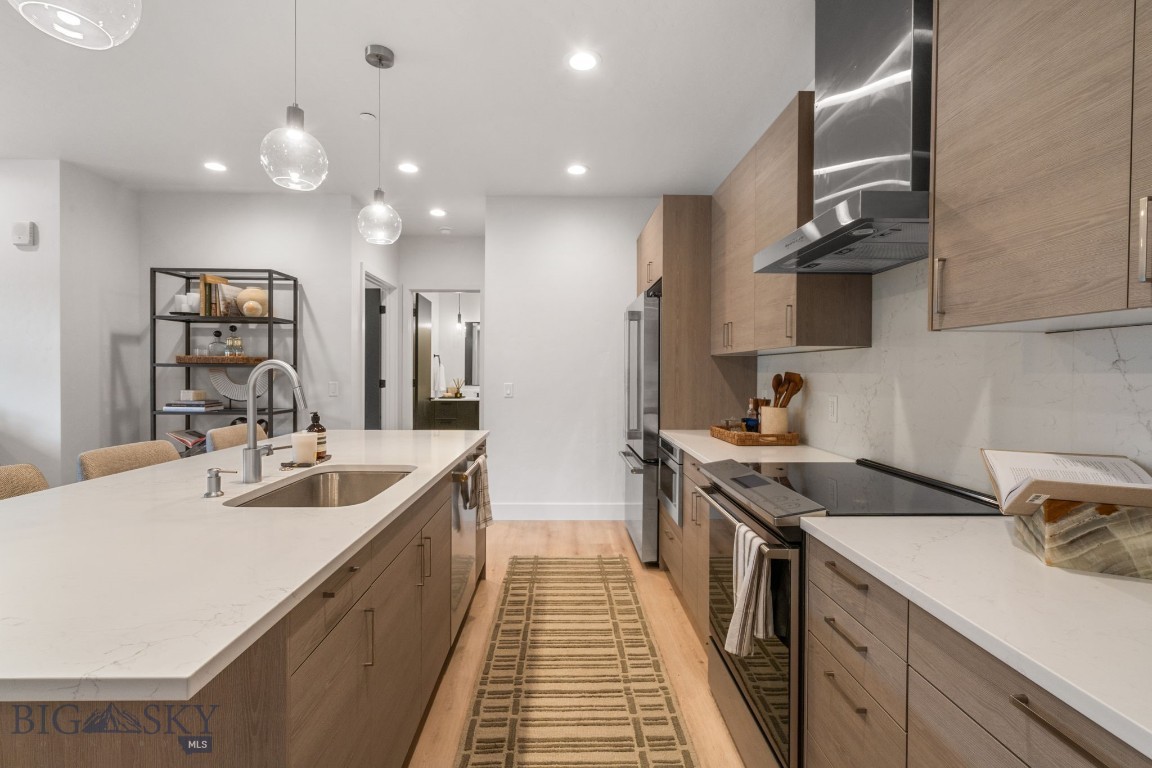 211 Town Center Avenue 2A