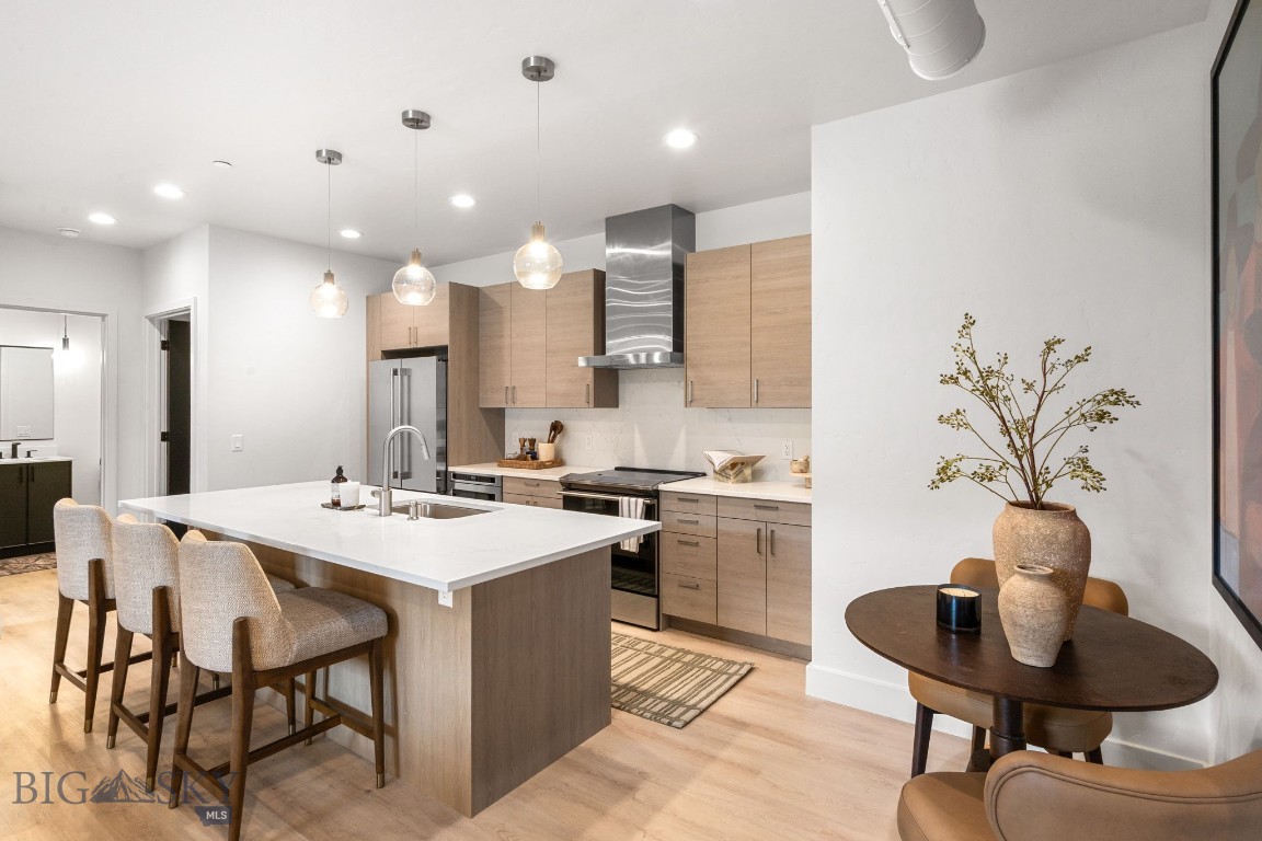 211 Town Center Avenue 2A