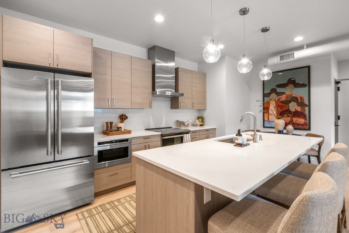 211 Town Center Avenue 2A