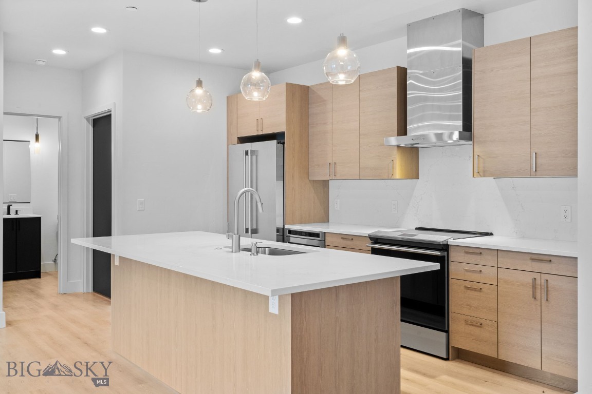 211 Town Center Avenue 2A