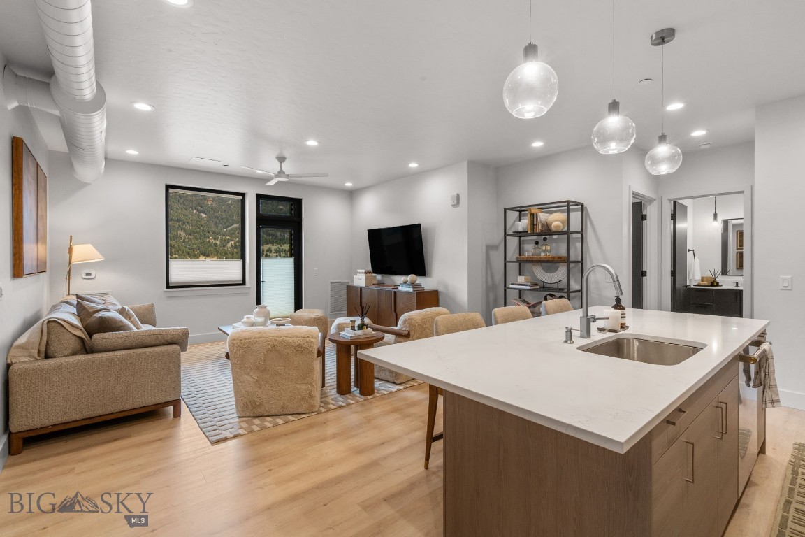 211 Town Center Avenue 2A