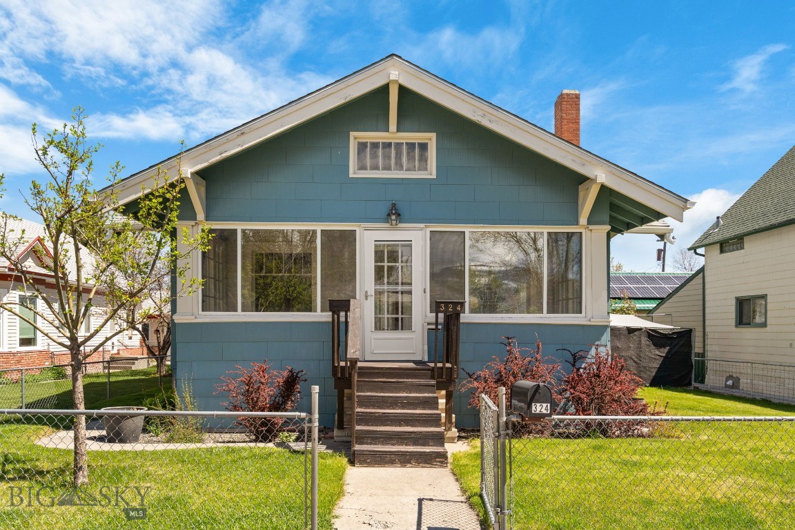 324 N 2nd Street