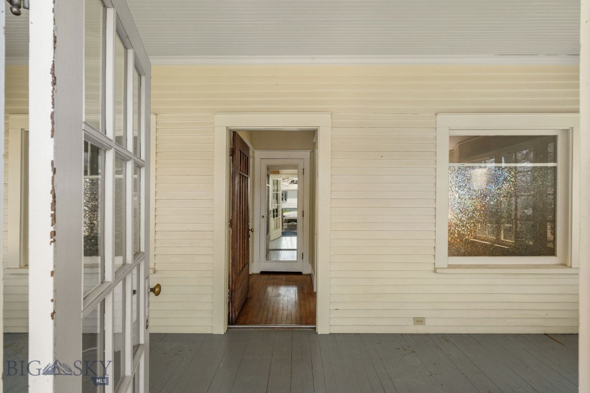 324 N 2nd Street