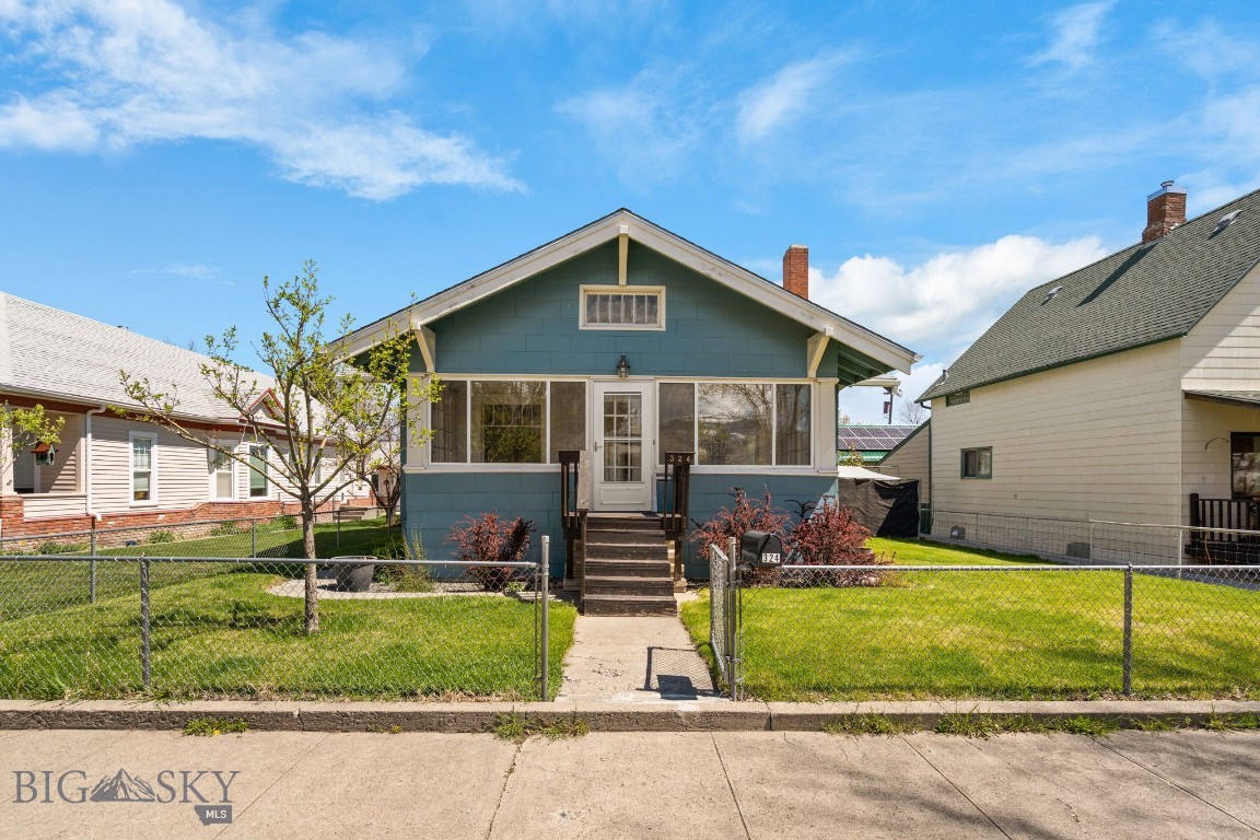 324 N 2nd Street