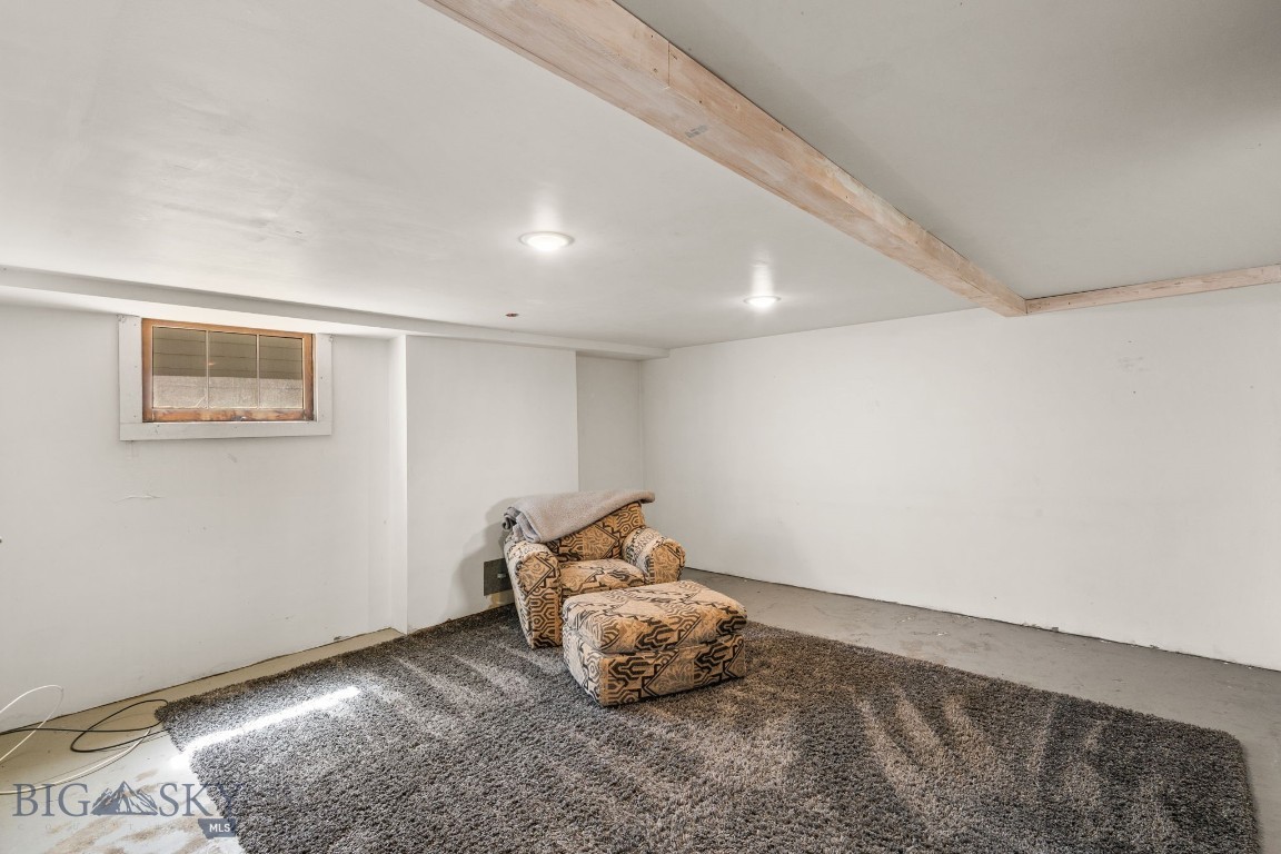 324 N 2nd Street
