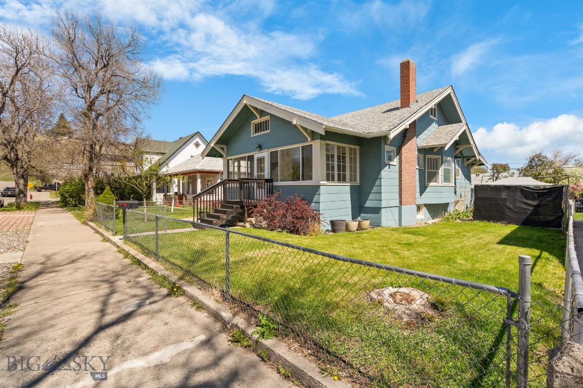 324 N 2nd Street