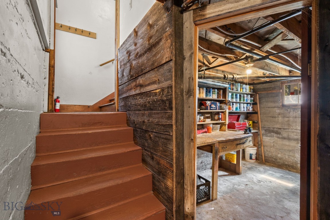 324 N 2nd Street