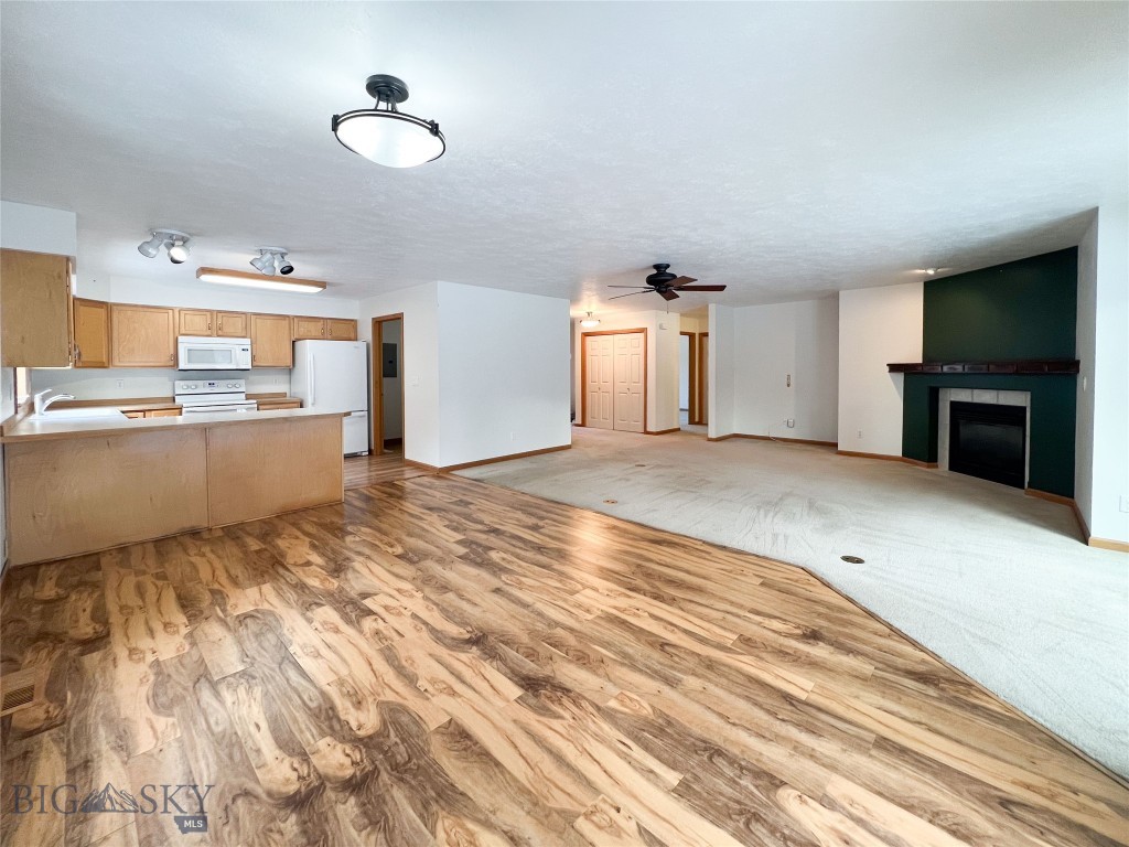 2400 Durston Road 43