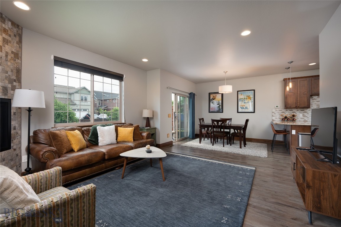 2740 Cobblestone Unit D