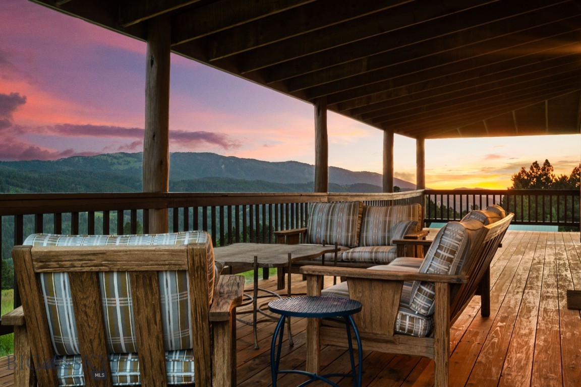 755 Coffee Creek Road